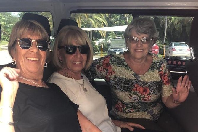 Luxury SUV Private Transfer R/T-Apt-Isla Mujeres Ferry Pier-Apt W/Ticket Ferry - Pickup and Meeting Points