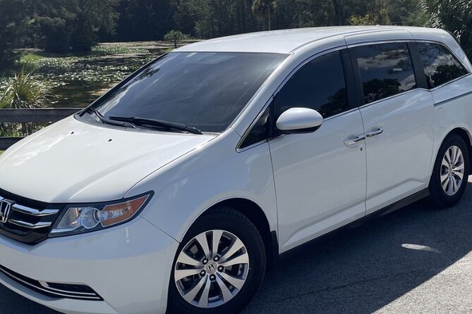 Lynden Pindling International Airport One-Way Private Transfer - Accessibility and Participation