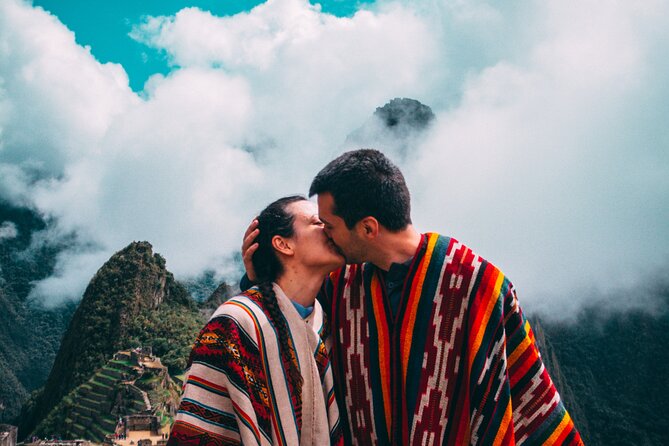 Machu Picchu and Sacred Valley 2 Days 1 Night From Cusco - Itinerary: Day 1