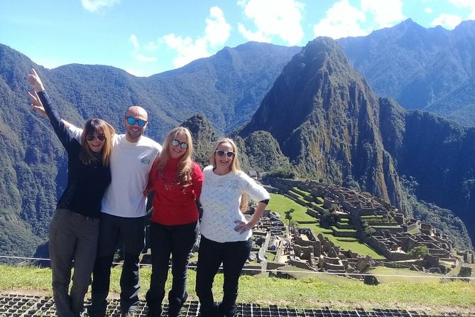 Machupicchu Special Expedition Train 1 Day - Meeting and Pickup Details