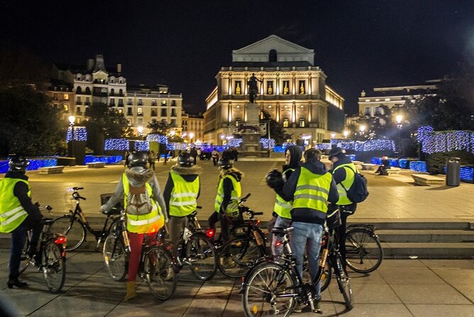 Madrid Christmas Lights Bike Night Tour - Meeting and Ending Point