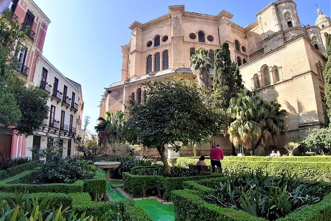 Malaga: Group Walking Tour - Weather Policy and Confirmation