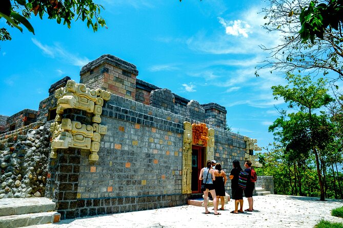 Maya Culture and History, Secluded Island and Animal Rescue Center at Maya Key - Enjoying an Authentic Island Lunch