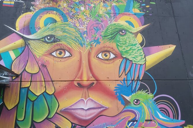 Medellín CityTour + Botero Plaza + Metro and Metrocable + Comuna 13 - Tour Reviews and Ratings