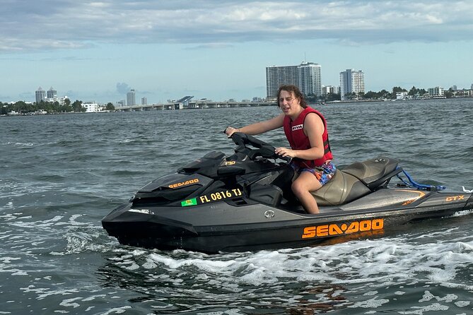 Miami Jet Ski Rental Review: What to Expect - Safety and Instructor Presence