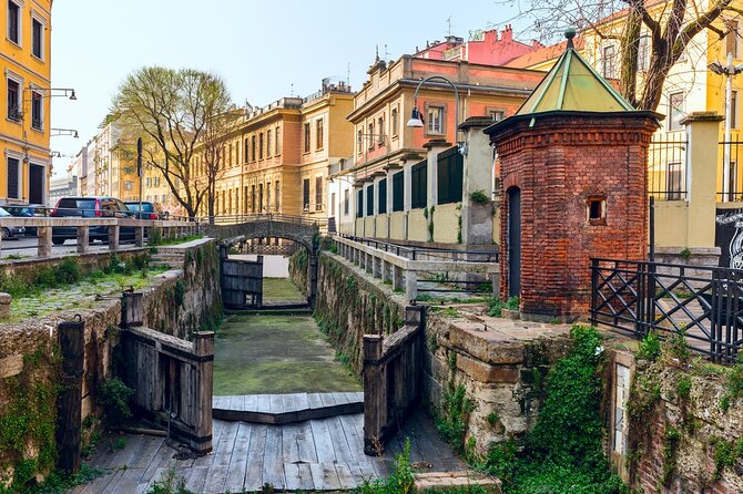 Milan: Small Group Guided Walking Tour - Reviews Summary