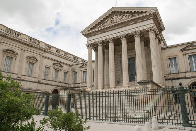 Montpellier Private Walking Tour With A Professional Guide - Tour Duration and Group Size