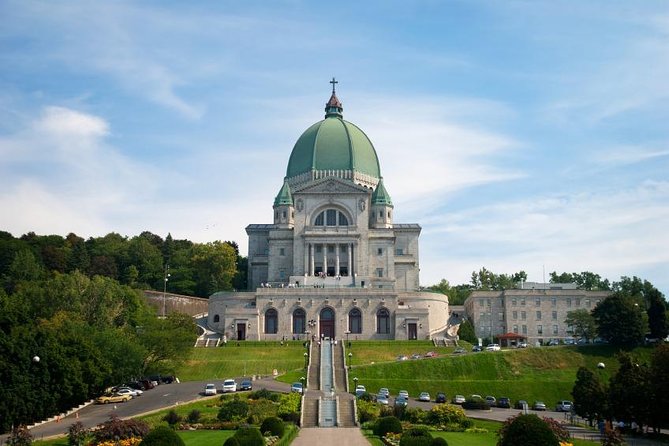 Montreal City Sightseeing Tour With Live Commentary - Inclusions and Pricing