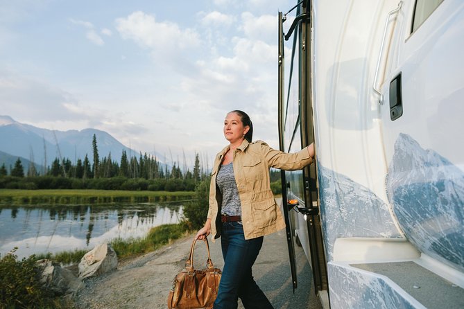 Mountain Lakes and Waterfalls - Roundtrip From Banff - Booking and Confirmation Process