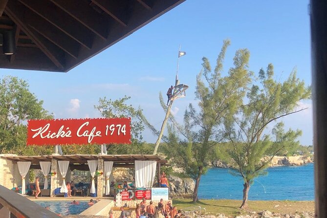 Negril & Ricks Cafe Sunset Cruise Palladium/Lady Hamilton Guests - Snorkeling Equipment and Beverages