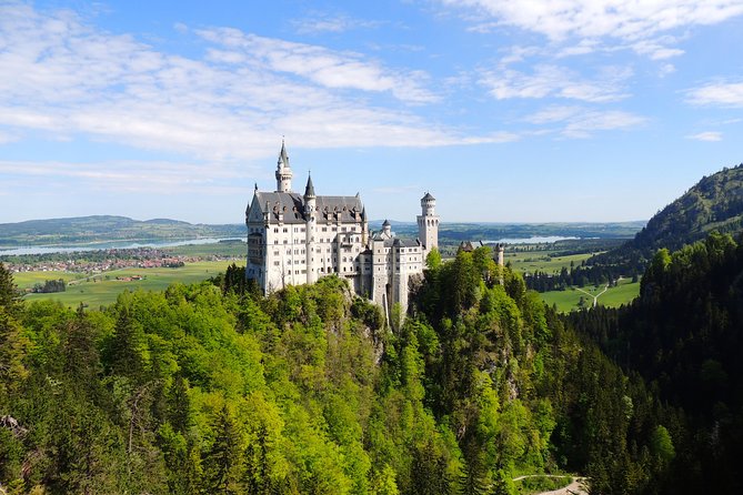 Neuschwanstein Castle and Brewery Tour From Garmisch-Partenkirchen - Tour Inclusions