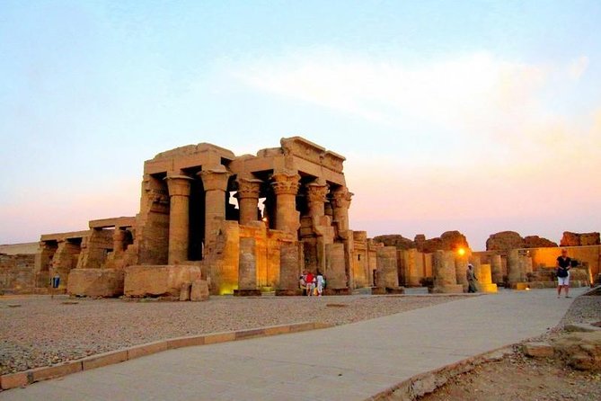 Nile Cruise 5 Days Private Full Board Accommodation Transferred Guided Tours - Transportation and Transfers