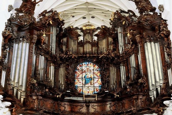 Oliwa Cathedral in Gdansk & Trip to Park - 2h Private Trip by Luxury Car - Operational Hours