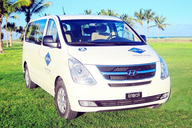 One Way Private Transfer From or to Punta Cana Airport 1 -6 Pax - Tour Participation
