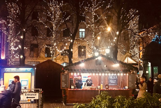 Oslo Christmas Walk - Warm Drinks and Holiday Treats