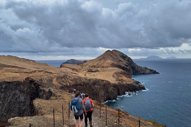 Pico Do Areeiro to Pico Ruivo PR1 Private Hike - Health and Accessibility Considerations