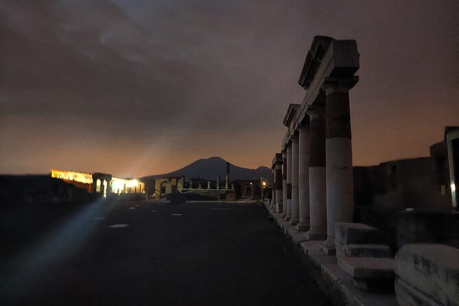 Pompeii Skip the Line With Specialized Guide at Sunset - Meeting and End Points