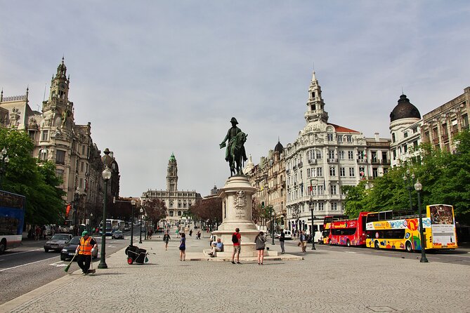 Porto Private and Customized Tour With a Local Guide - Meeting Point