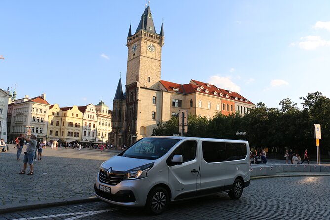 Prague Airport Transfers, Praga Aeropuerto Traslados, ESPAŇOL-ENG - Pickup and Drop-off