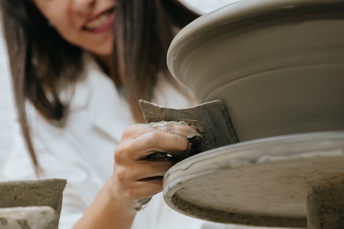 Private Basic Course in Apulian Ceramics in a Farmhouse - Transportation Options