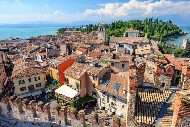 Private Day Trip to Lake Garda (Sirmione With Castle) From Venice With a Local - Accessibility Information