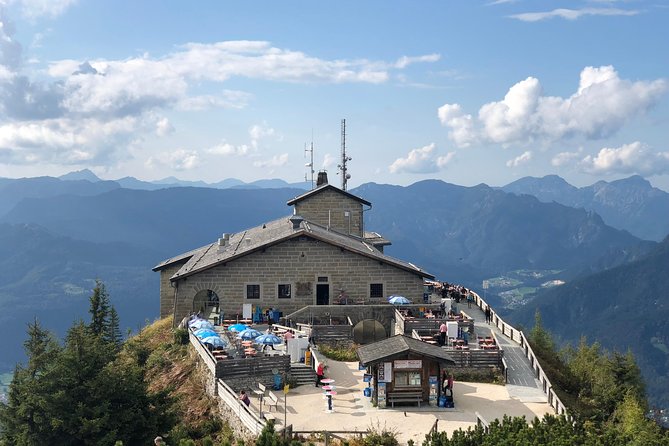 Private Eagles Nest and Hallstatt Tour From Salzburg - Pickup Details