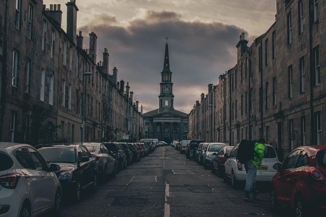 Private Edinburgh Departure Transfer - Hotel / Accommodation to Airport - Booking and Confirmation