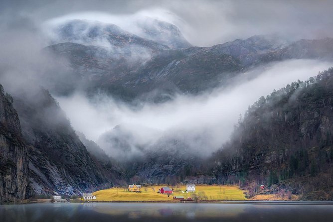 Private Fjordcruise by Luxury Pontoon Boat - Bergen Fjords - Scenic Highlights During the Cruise
