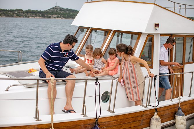 Private Gastro Gourmet Tour by Dot@ Boat - Product Code for Reference