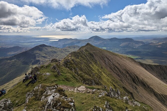 Private Guided Hike: Mount Snowdon Off The Beaten Track - Lunch and Refreshment Breaks