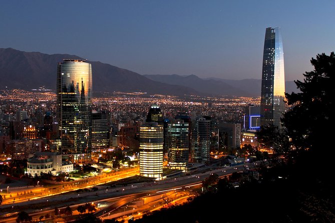 Private Night City Tour With San Cristobal Hill and Dinner Show - Dinner Show Experience