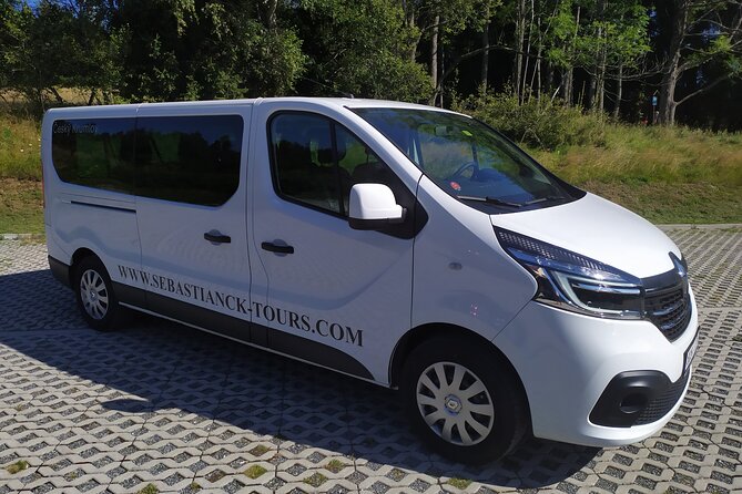 Private One Way Transfer From Linz to Cesky Krumlov - Pickup and Confirmation