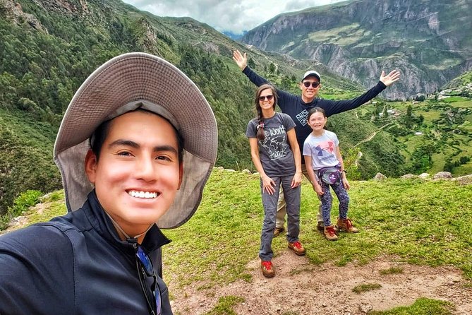 Private Perolniyoc Waterfall and Raqaypata Trek From Cusco - Perolniyoc Waterfall Descent