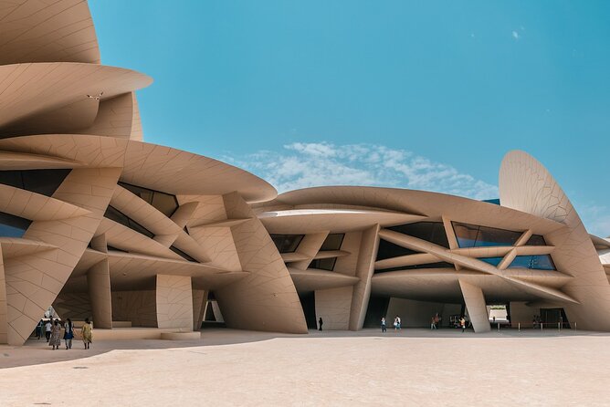 Private Photoshoot in Doha With All Must-See Sites - Accessibility and Participation