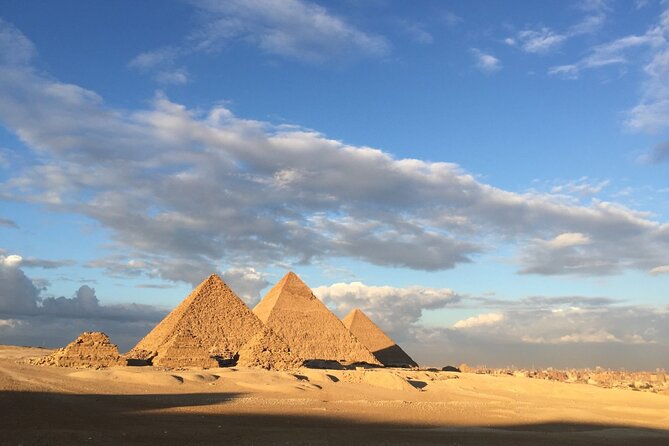 Private Pyramids of Giza and Egyptian Museum Khan El Khalili Market - Accessibility Features