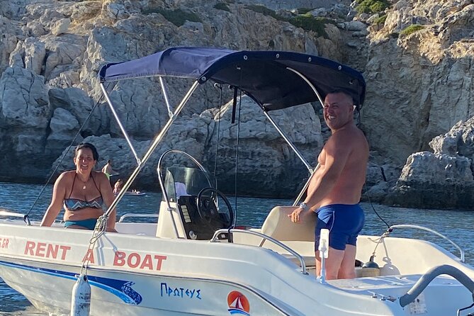 Private Rent a Boat Without License - Operating Hours and Availability