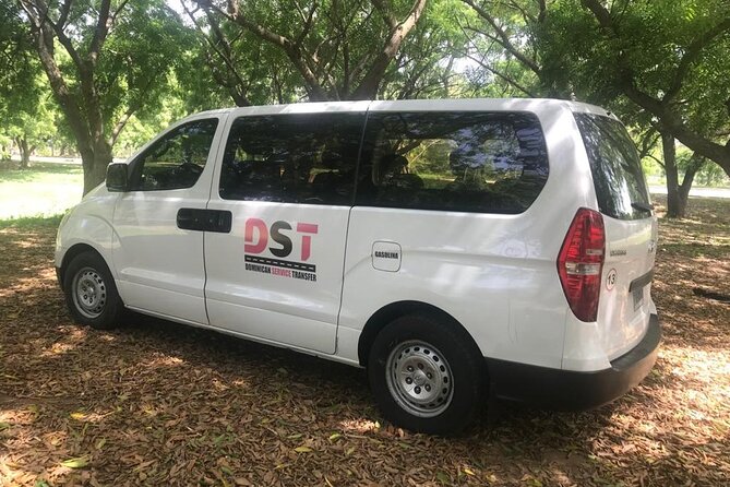 Private Roundtrip Transfers From Punta Cana Airport to Hotels Uvero Alto - Accessibility Information
