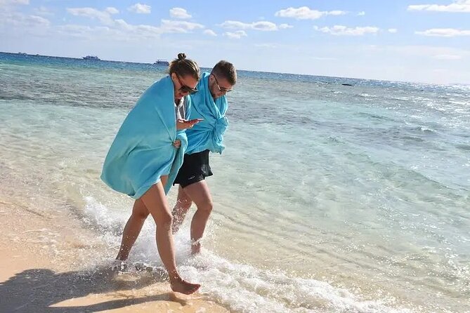 Private Speedboat to Abu Munkar Island and Snorkeling - Hurghada - Transportation Options