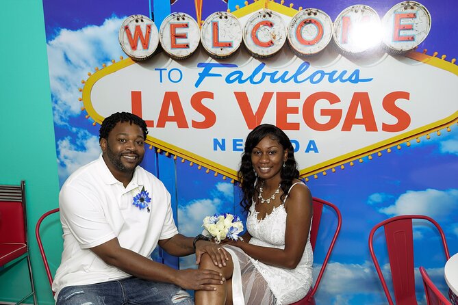 Private Tour by Limousine of Las Vegas Chapel Row - Booking Information
