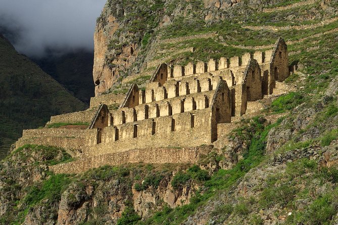 Private Tour to Sacred Valley Full Day From Cusco - Admiring Chincheros Weaving Traditions