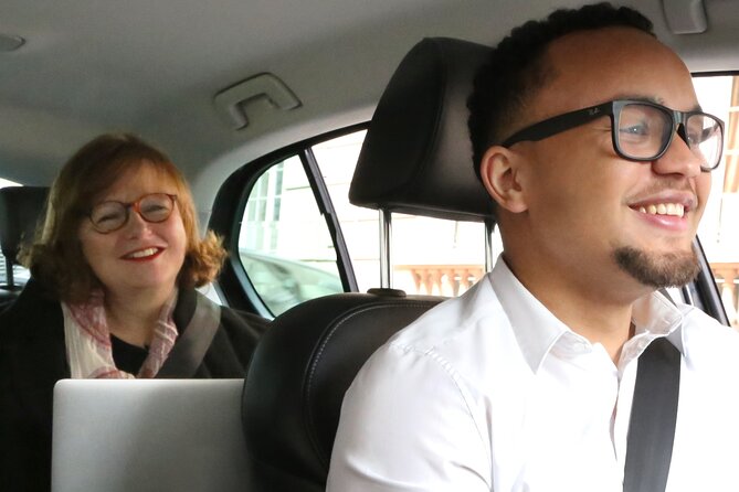 Private Transfer DSS AIBD Airport - Saly Zone (Two Directions) - Included Amenities and Services