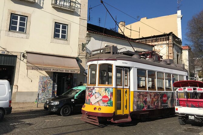 Private Transfer From Lisbon Airport to City Centre - Meeting Point Details