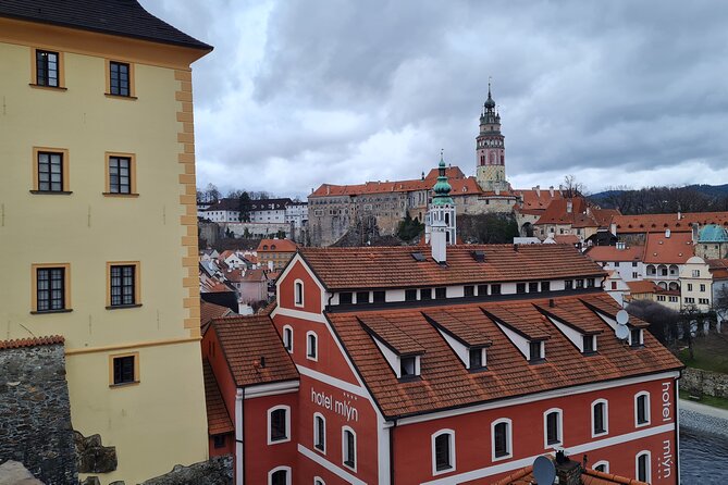 Private Transfer From Prague to Passau With Optional Stop - Schedule and Availability