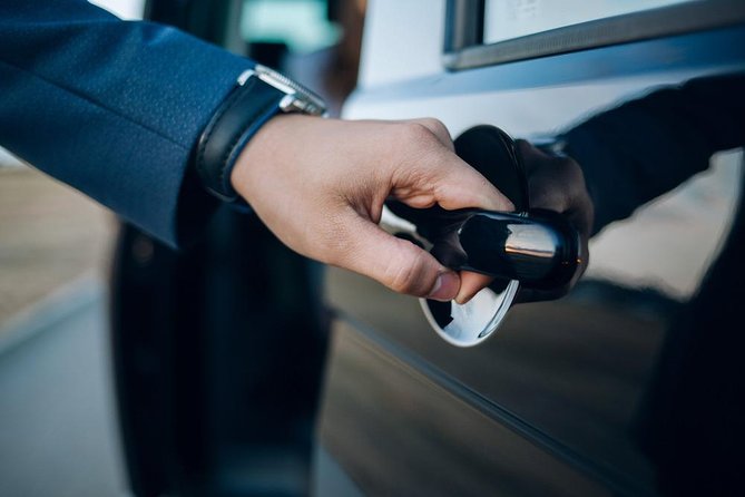 Private Transfer: Milan Hotel to City of Florence Hotel - Service Schedule and Availability