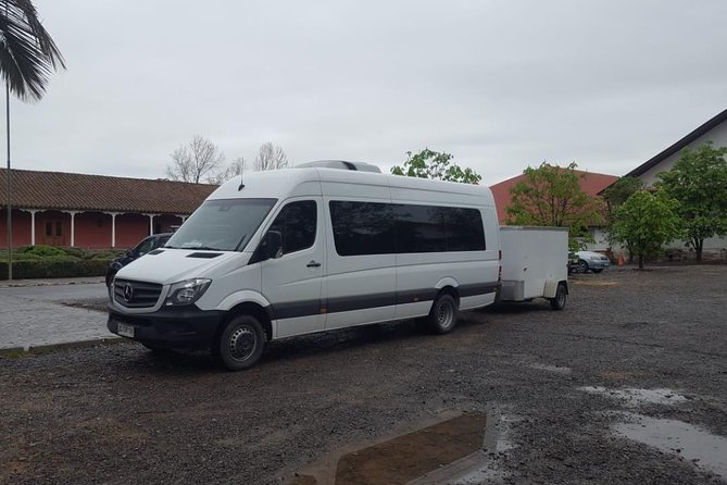 Private Transfer: Santiago International Airport to Hotel in Portillo - Accessibility and Restrictions