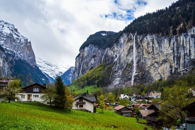 Private Transfer: Zurich Airport ZRH to Lauterbrunnen or Grindelwald - Pricing and Booking