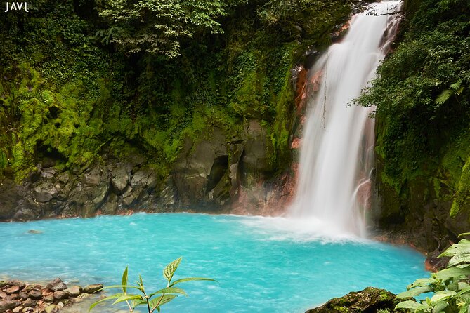 Private Tubing, Rainforest, Waterfall, and Active Volcano Tour - Reviews and Feedback