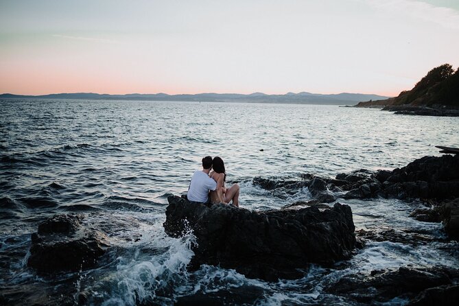 Private Vacation Photography Session With Local Photographer in Victoria - Accessibility and Participation