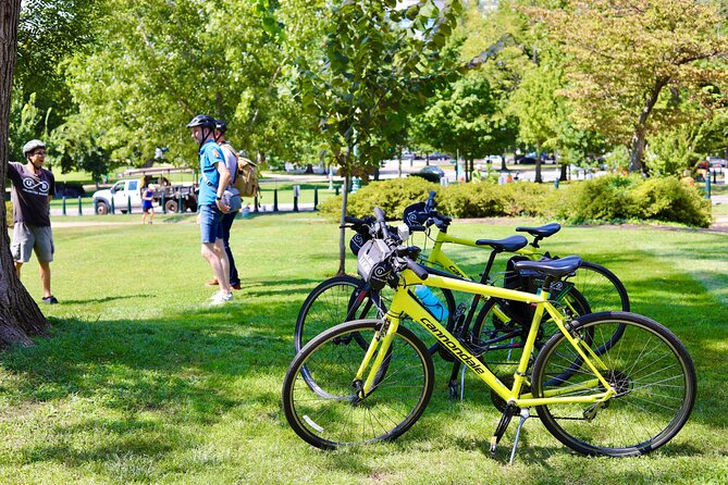 Private Washington DC Monuments Day or Night Bike Tour - Tour Details