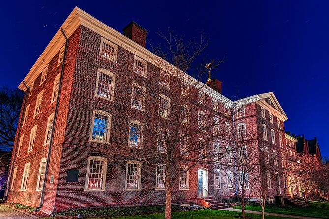 Providence Ghosts Phantoms and Poltergeists Tour - Engaging Storytelling